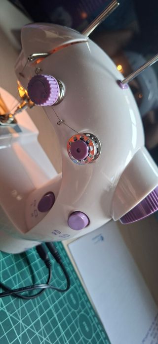 Mini Máquina Coser SM-202A