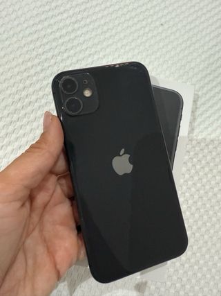 iPhone 11 negro - 64GB
