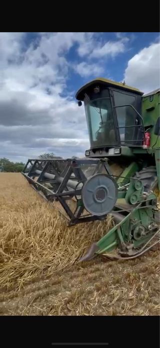 Cosechadora John Deere 1072