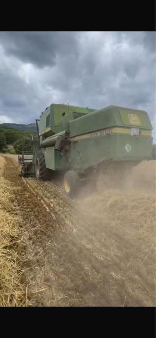 Cosechadora John Deere 1072