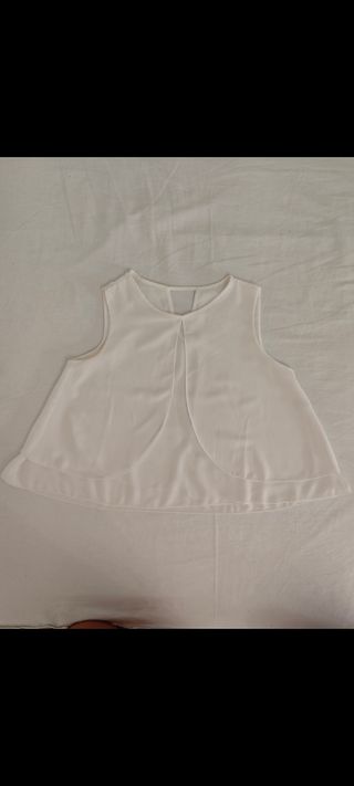 Blusa blanca sin mangas