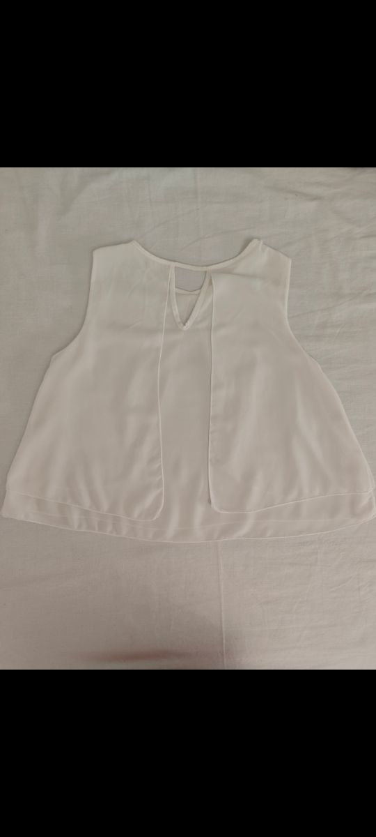 Blusa blanca sin mangas