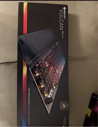 ROCCAT Vulcan 120 AIMO - Teclado