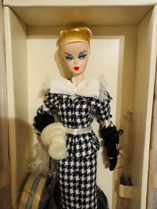 Barbie Silkstone Walking Suit