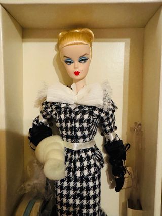 Barbie Silkstone Walking Suit