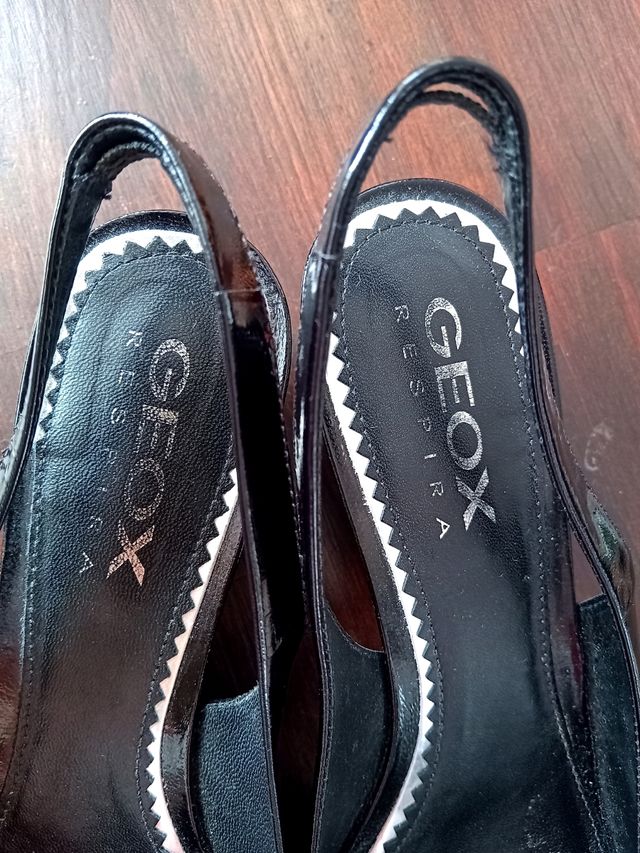 Zapatos GEOX negros tacón bajo