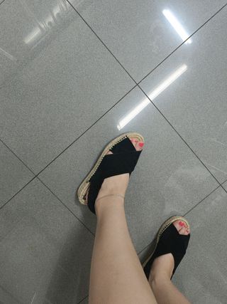Sandalias Bimba y Lola negras