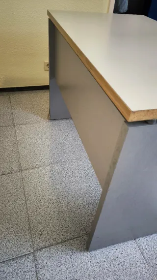 Mesa escritorio - Gris