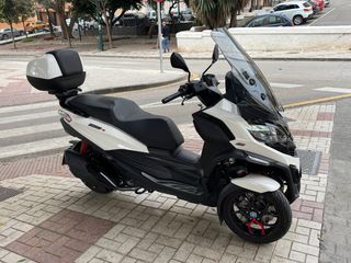 Piaggio Mp3 400 Sport- Scooter 3 Ruedas