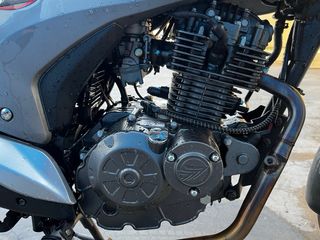 Keeway RKV 125 - Moto 125cc