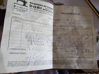 Husqvarna Combina 3020: Máquina de Coser