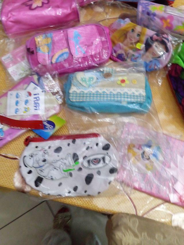 Astucci Scuola - 12 pezzi