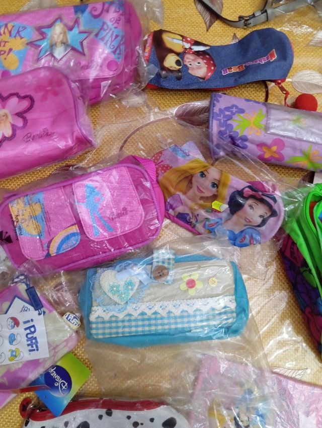 Astucci Scuola - 12 pezzi