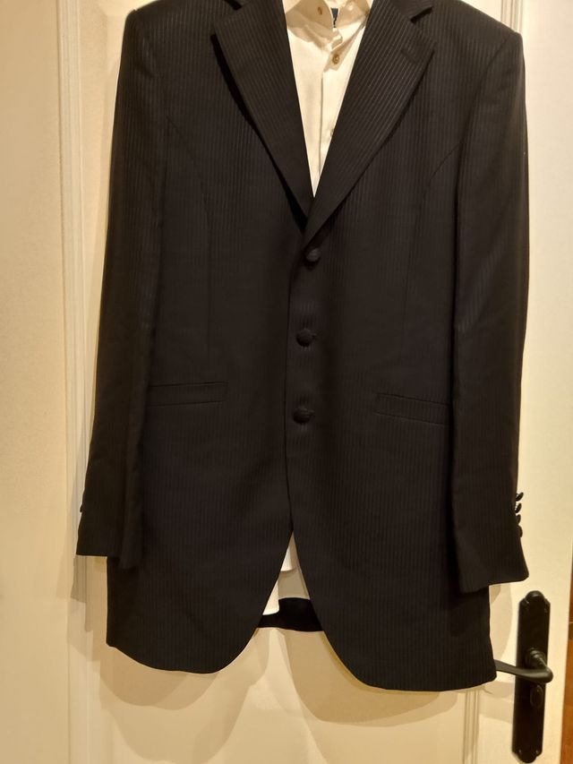 Traje azul raya diplomatica Marca Caramelo