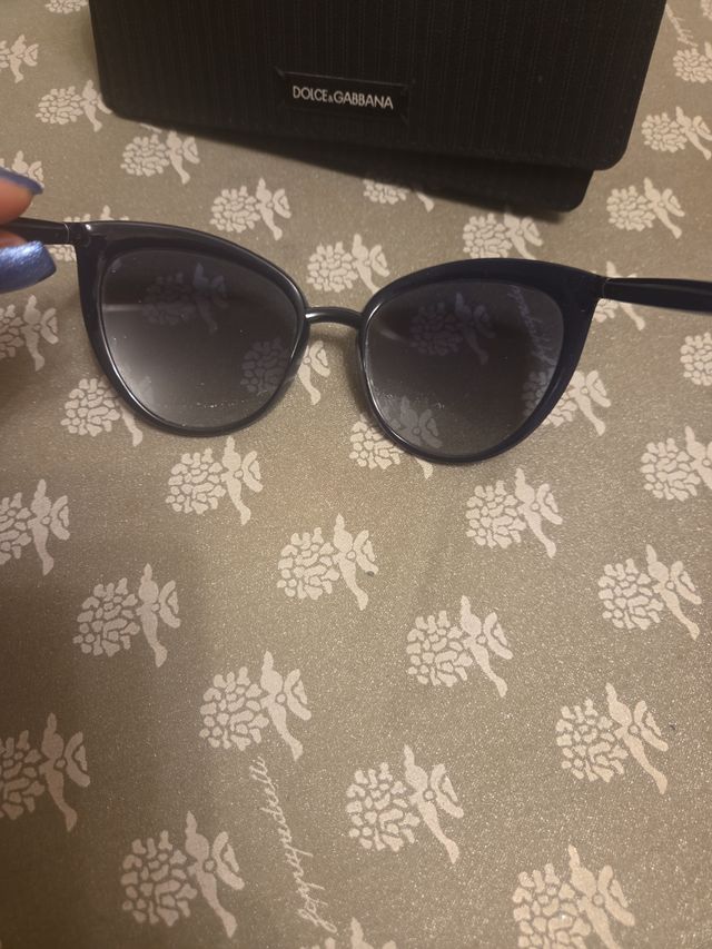 Occhiali Dolce&Gabbana blu lente sinistra rovinata