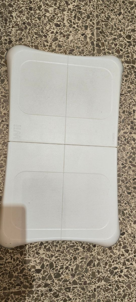 Vendo videoconsola Wii + Accesorios y Skylanders