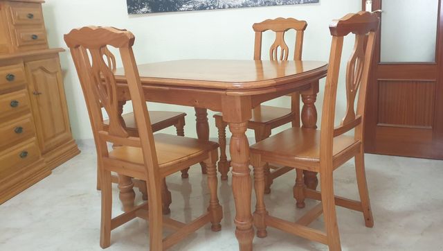 Muebles de salón comedor madera