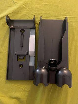 Soporte pared Dyson V12