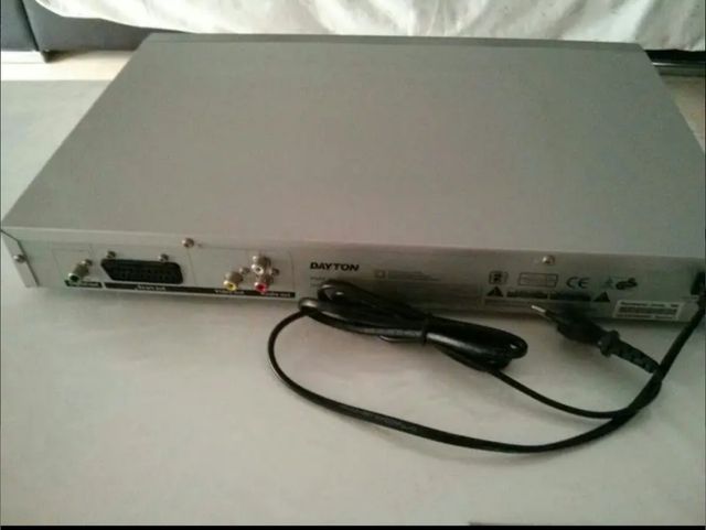 Reproductor DVD DAYTON
