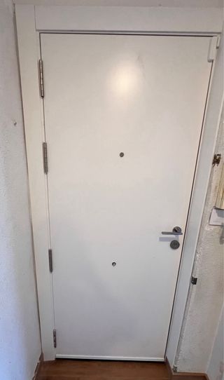 Puerta blindada 85.7x205cm derecha