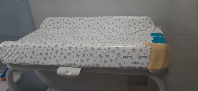 Bañera-cambiador Jane Flip, estrellas