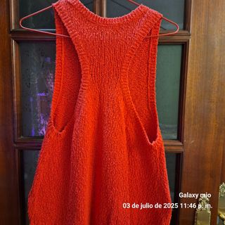 Blusa roja tejido crochet