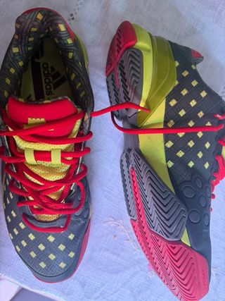 super oferta zapatillas Adidas usadas una vez