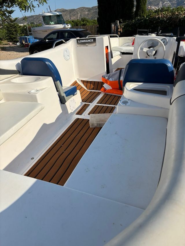 Embarcación Sea Ray