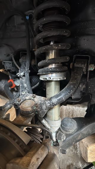 Mitsubishi Montero 2005