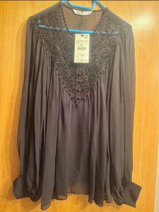 Blusa abalorios Zara