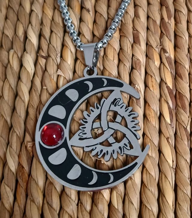 Colgante Luna-Nudo Celta de acero.Unisex