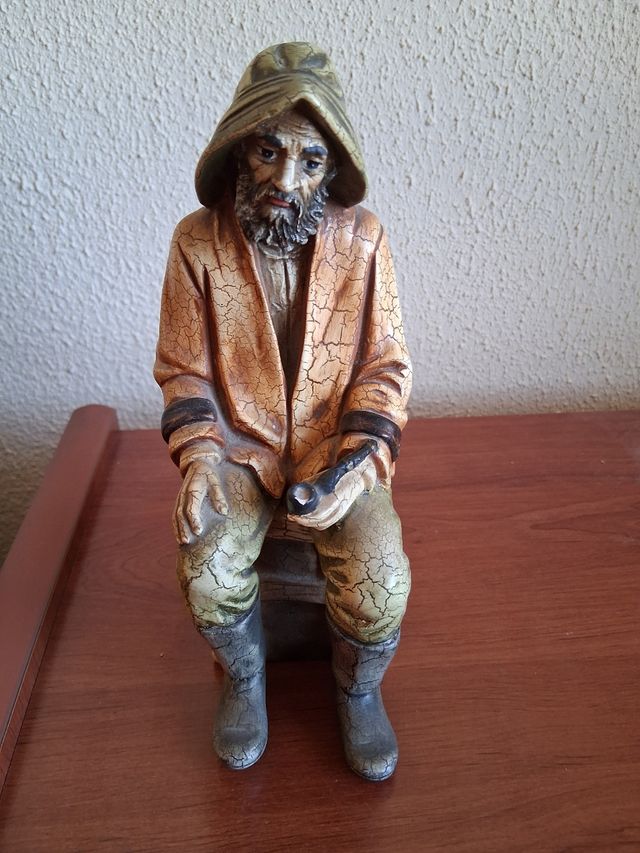 Figura pescador cerámica