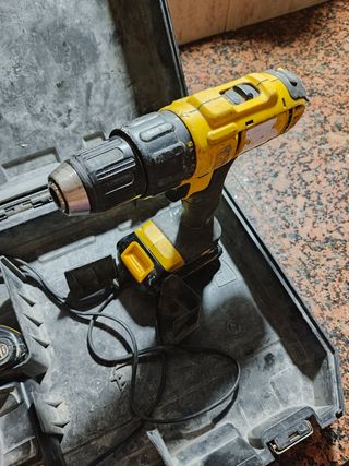 Taladro atornillador Dewalt 18V
