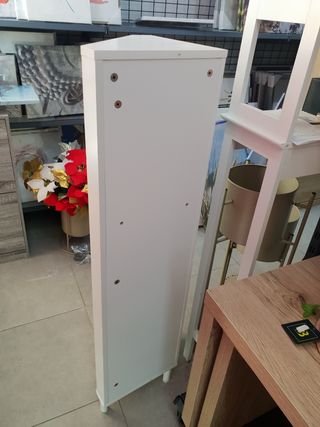 Mueble Esquinero Blanco y Marrón