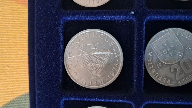 Moeda Portugal 10 Escudos 1974