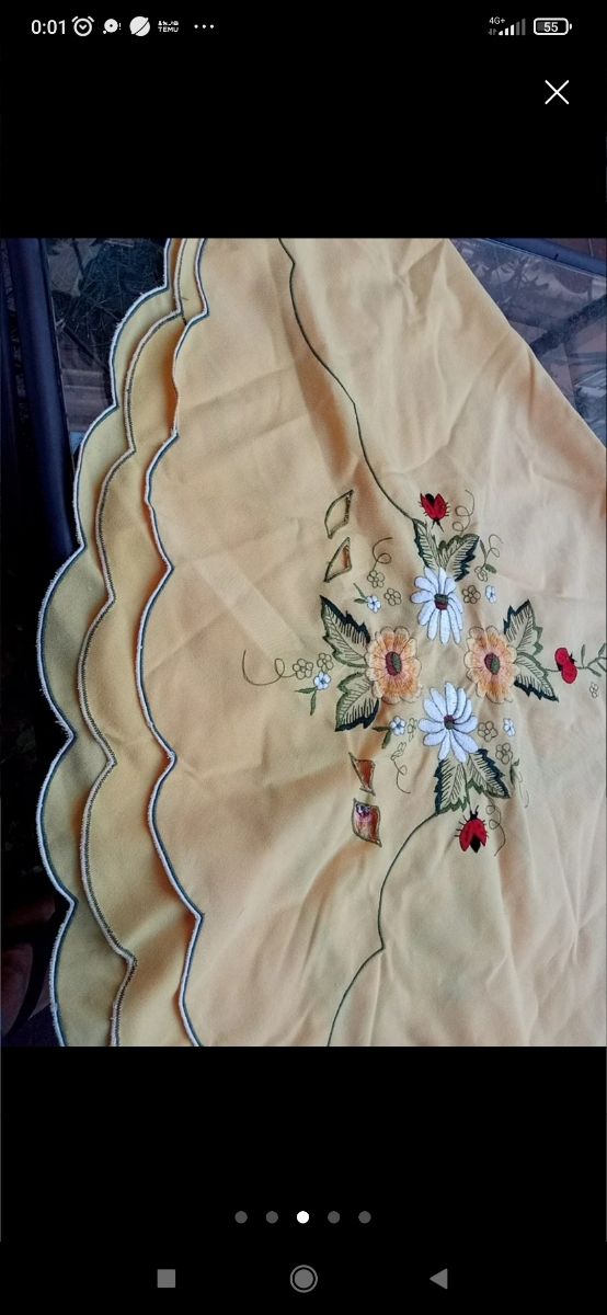 Tovaglie ricamate artigianali