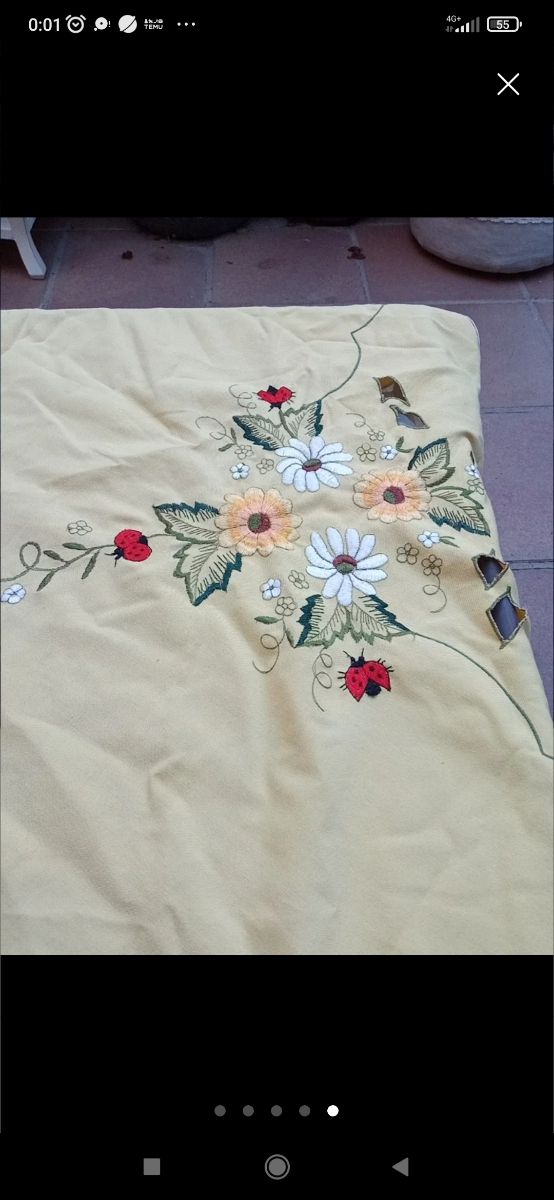 Tovaglie ricamate artigianali