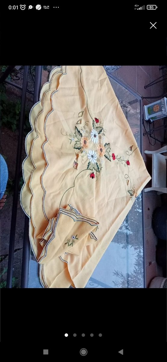 Tovaglie ricamate artigianali