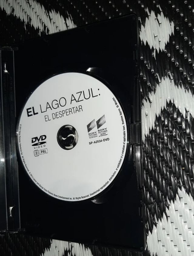ÉL LAGO AZUL : EL DESPERTAR  DVD DESCATALOGADO