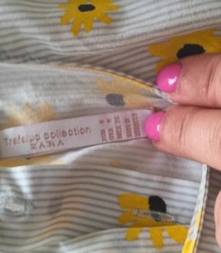 Blusa Zara flores - Talle S
