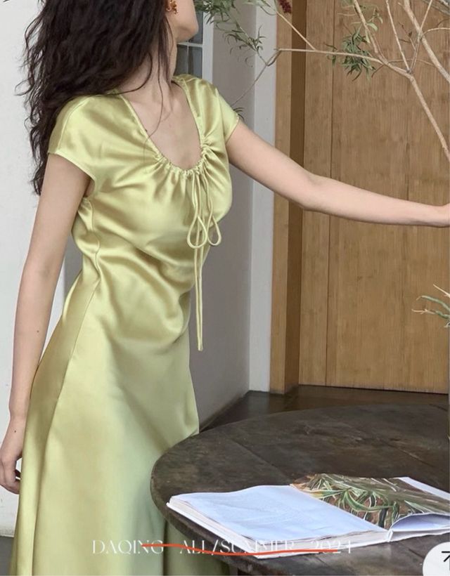 abito giallo verde raso seta dritto lungo S