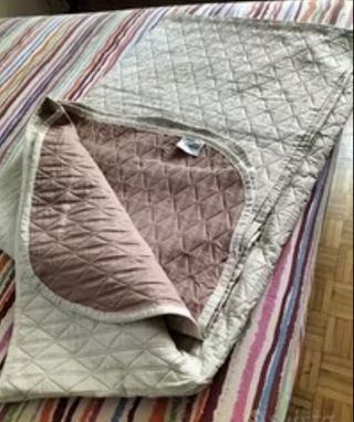 Trapuntina matrimoniale beige chiaro e scuro