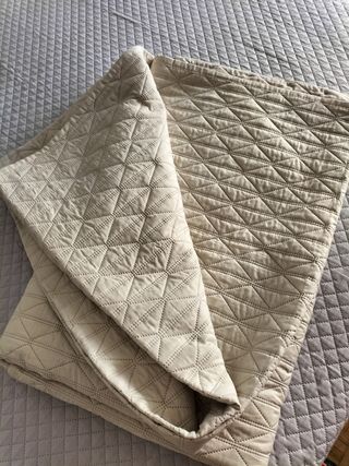 Trapuntina matrimoniale beige chiaro e scuro