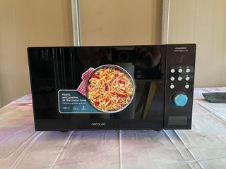 Microondas Cecotec GrandHeat 2000