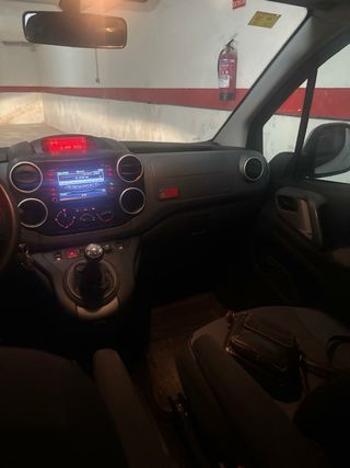 Peugeot Partner 2012