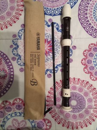 Flauta dulce Yamaha Soprano YRS-302B
