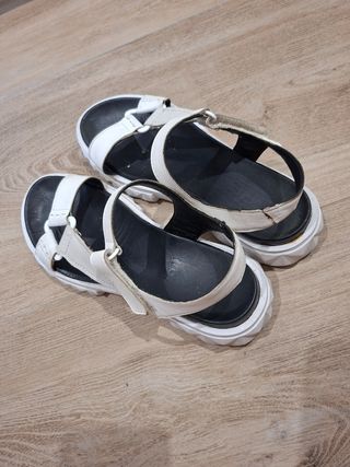 Sandalias blancas mujer
