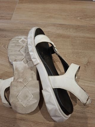 Sandalias blancas mujer