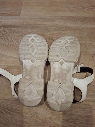 Sandalias blancas mujer