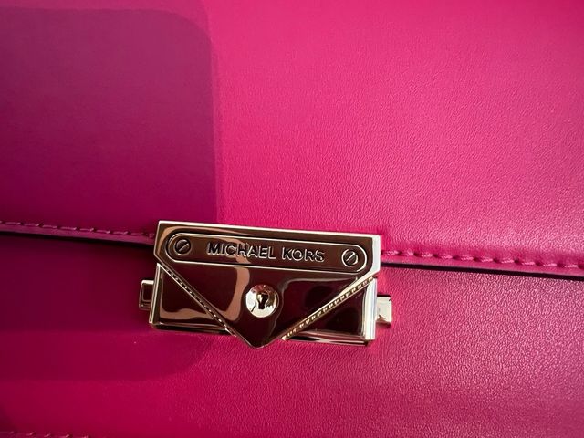 Bolso Michael Kors rosa fucsia